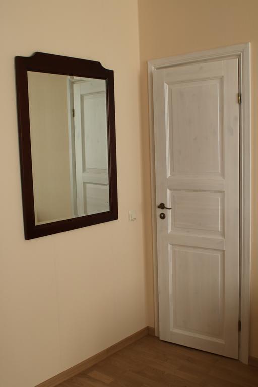 Posti Guest Apartment Haapsalu Buitenkant foto
